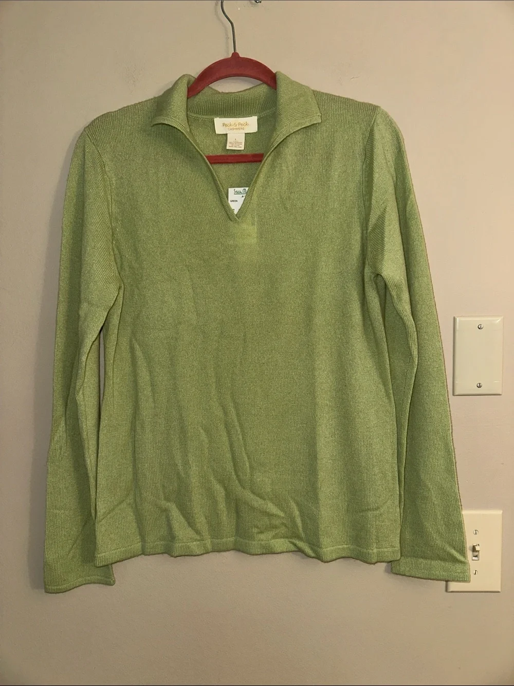 Peck & Peck Green V-Neck Polo-Style Cashmere Sweater
